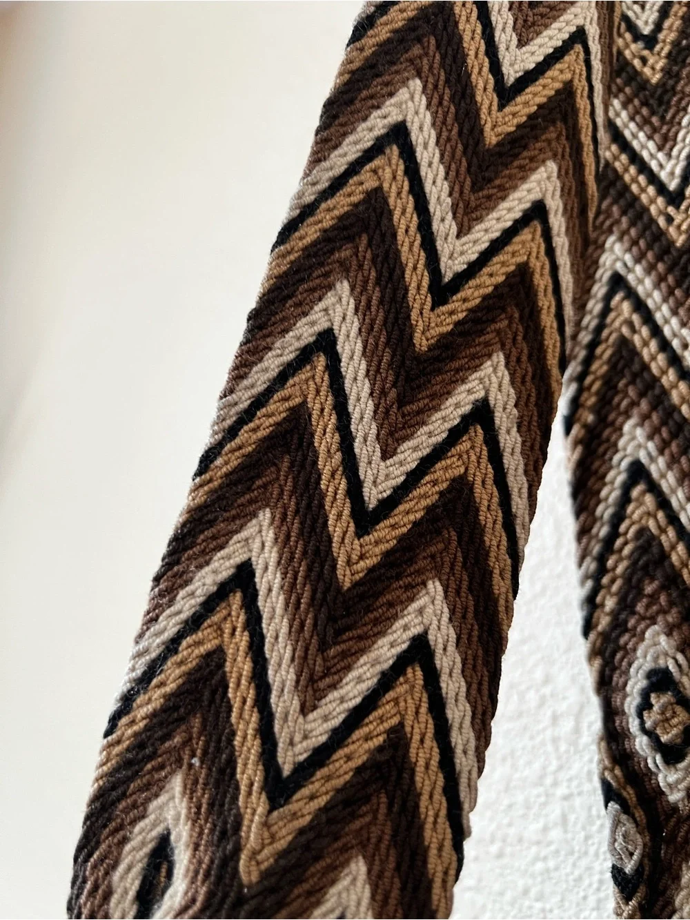 Handwoven Wayuu Mochila Bag - Earthy Geometric Crossbody